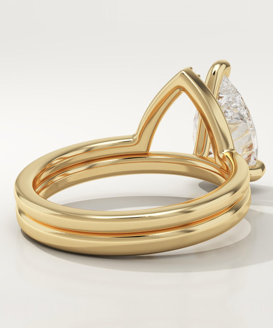 Pear Cut Solitaire Lab-Grown Diamond Bridal Set
