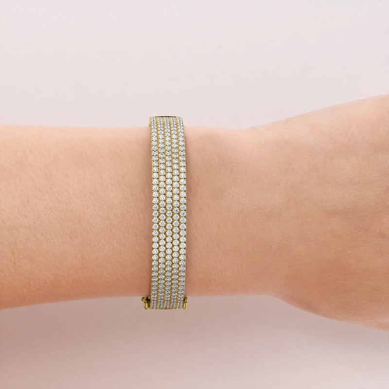 2 TCW Round Shaped Lab-Grown Diamond Bangle Bracelet 3