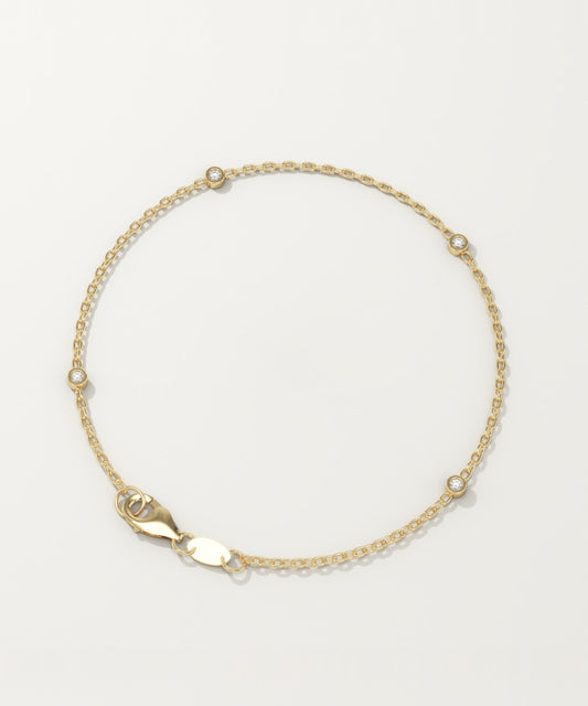 0.06 TCW Round Shaped Lab-Grown Diamond Chained Bracelet