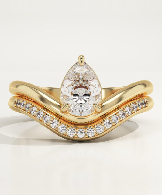 Pear Cut Solitaire Lab-Grown Diamond Bridal Set