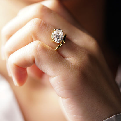 Oval Cut Solitaire Lab-Grown Diamond Engagement Ring
