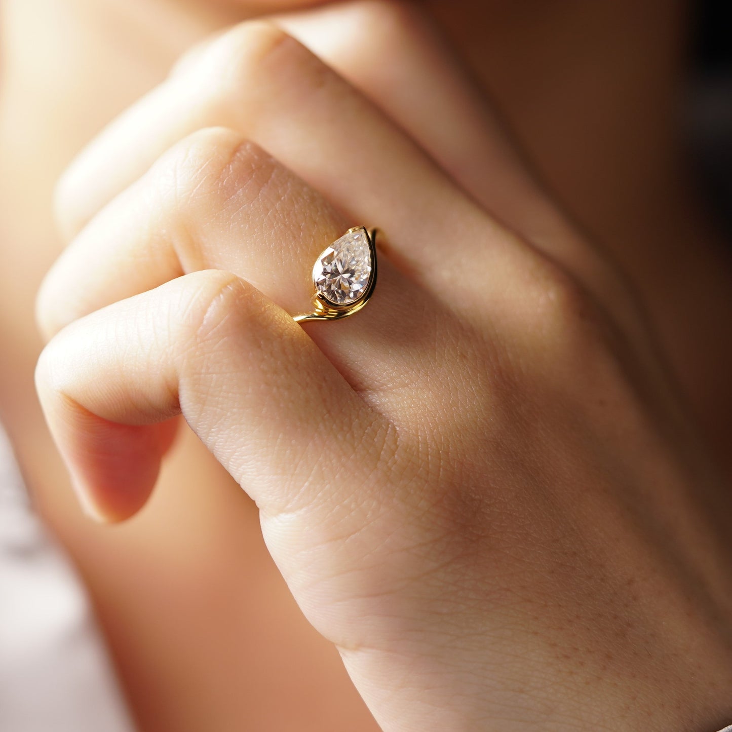 Pear Cut Curved Lab-Grown Diamond Engagement Ring