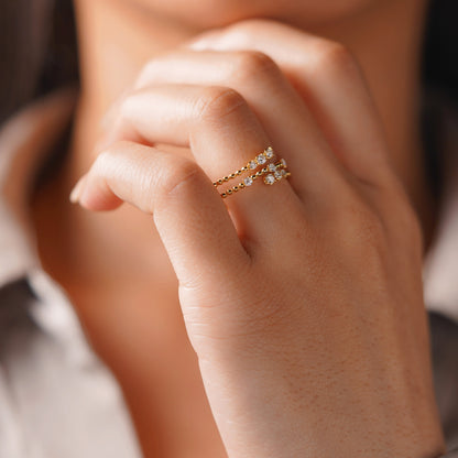 0.267 TCW Round Lab-Grown Diamond Spiral Wedding Band