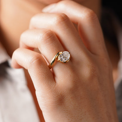 Oval Cut Solitaire Lab-Grown Diamond Engagement Ring