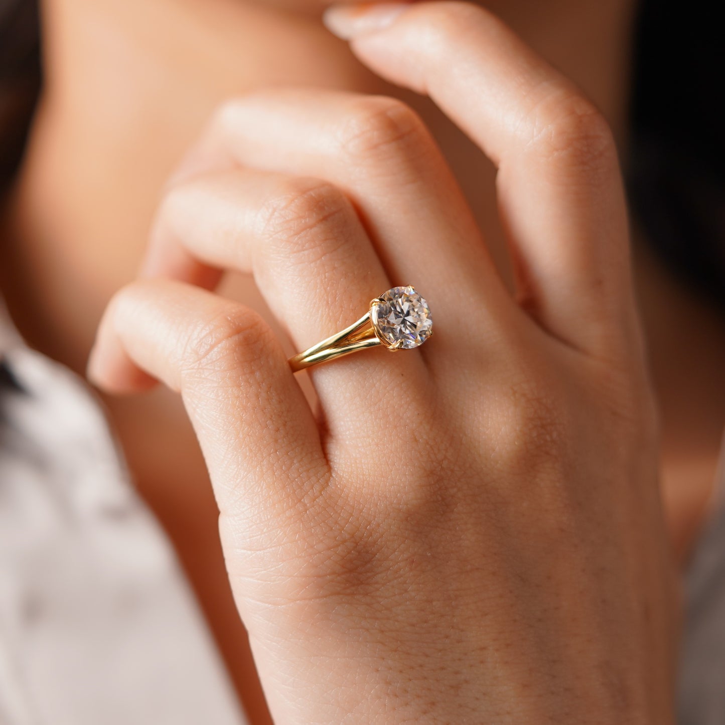 Round Cut Solitaire Split Shank Lab-Grown Diamond Engagement Ring