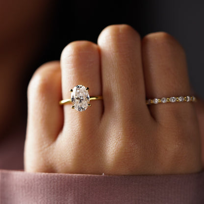 Oval Cut Solitaire Lab-Grown Diamond Engagement Ring