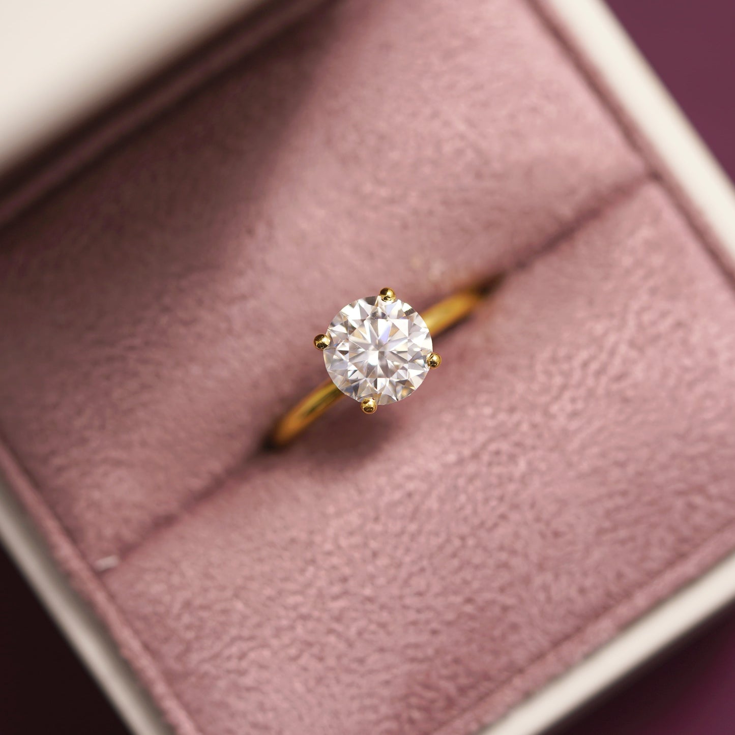 Round Cut Solitaire Lab-Grown Diamond Engagement Ring