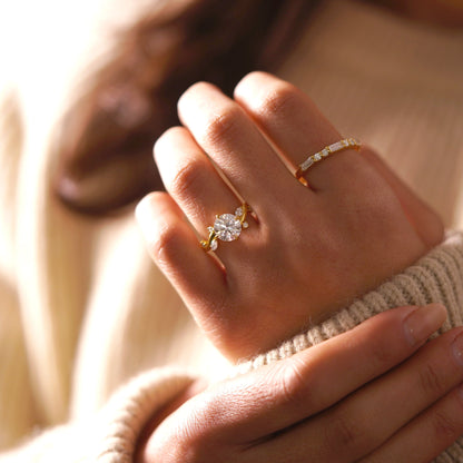 Round Cut Twig Style Lab-Grown Diamond Engagement Ring