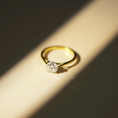 Round Cut Solitaire Cathedral Lab-Grown Diamond Engagement Ring