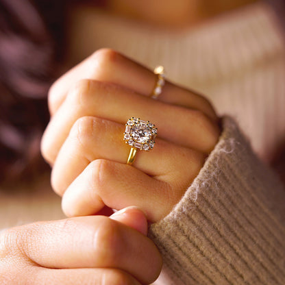 Round Cut Cluster Lab-Grown Diamond Engagement Ring
