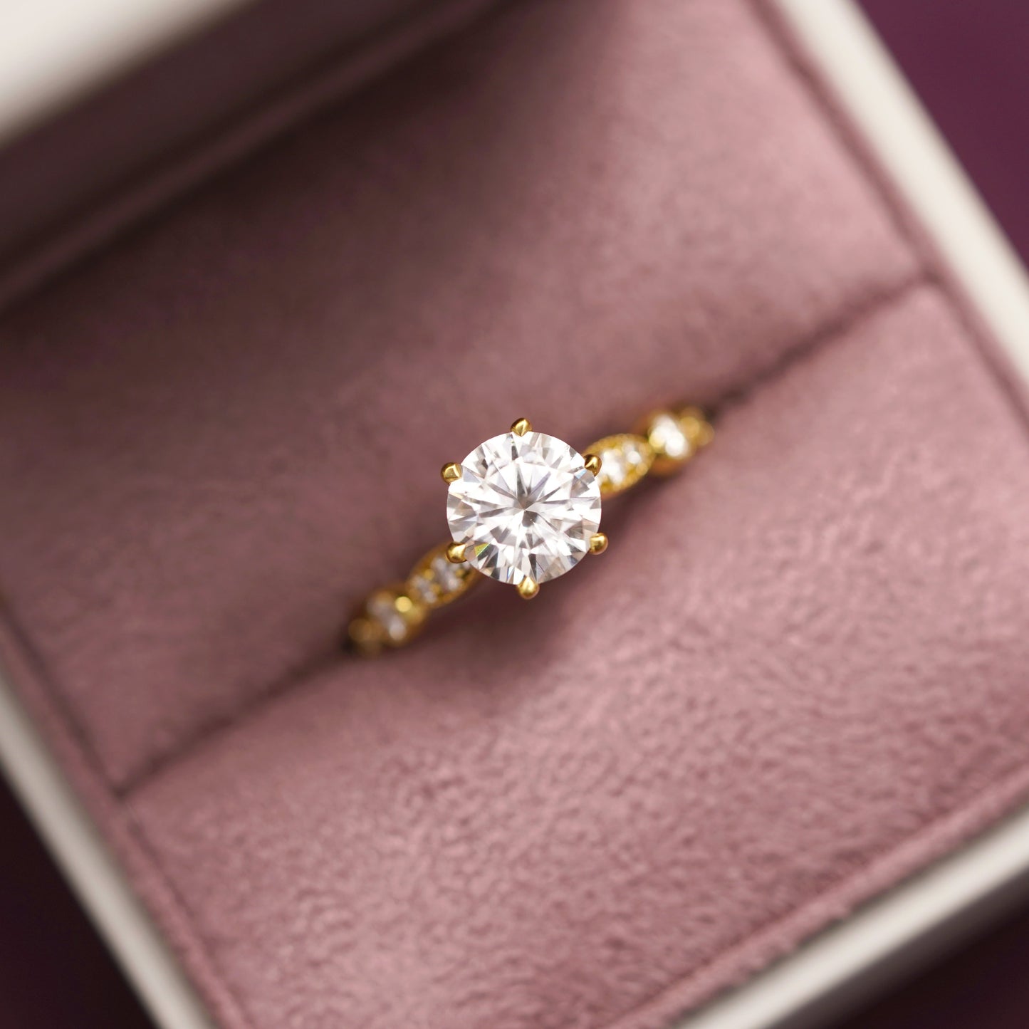 Round Cut Vintage Pave Lab-Grown Diamond Engagement Ring