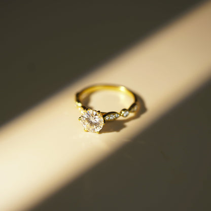 Round Cut Vintage Pave Lab-Grown Diamond Engagement Ring