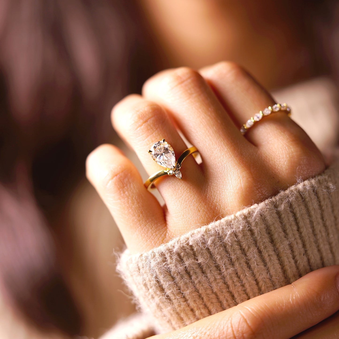 Pear Cut Curved Shank Lab-Grown Diamond Engagement Ring