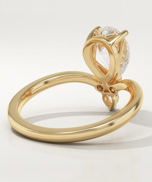 Pear Cut Curved Shank Lab-Grown Diamond Engagement Ring