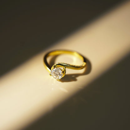 Round Cut Swirl Pave Lab-Grown Diamond Engagement Ring