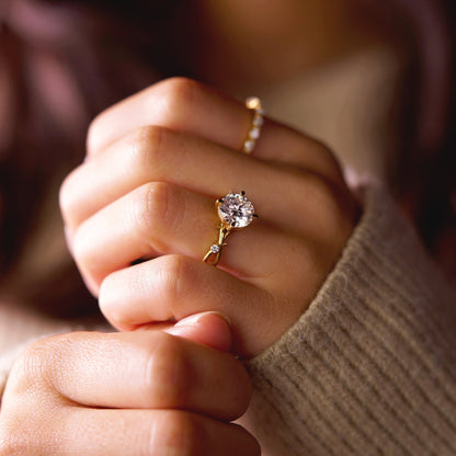 Round Cut Twig Lab-Grown Diamond Engagement Ring