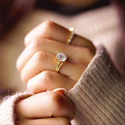 Round Cut Solitaire Split Shank Lab-Grown Diamond Engagement Ring