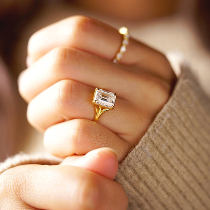 Emerald Cut Solitaire Split Shank Lab-Grown Diamond Engagement Ring