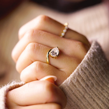 Pear Cut Solitaire Lab-Grown Diamond Engagement Ring