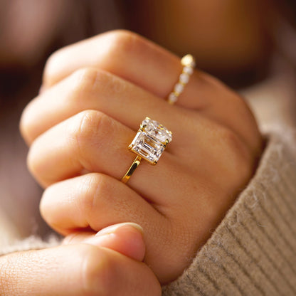 4.5 TCW Emerald & Oval Cut Toi Et Moi Lab-Grown Diamond Engagement Ring