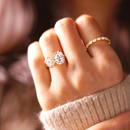 3.5 TCW Oval Cut Toi Et Moi Lab-Grown Diamond Engagement Ring