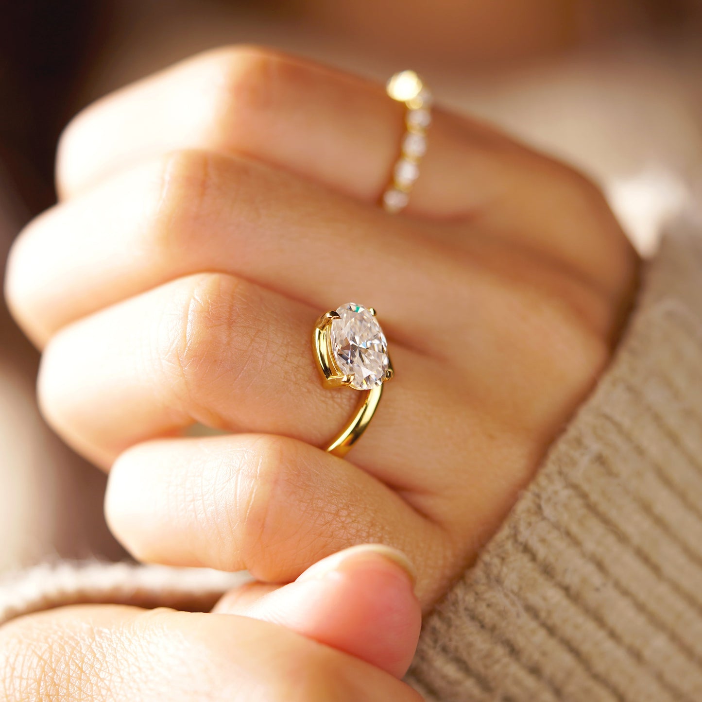 Oval Cut Solitaire Lab-Grown Diamond Engagement Ring