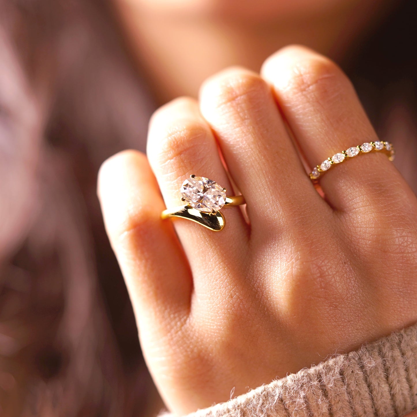 Oval Cut Solitaire Lab-Grown Diamond Engagement Ring