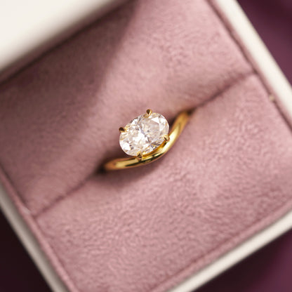 Oval Cut Solitaire Lab-Grown Diamond Engagement Ring