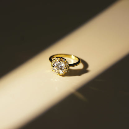Round Cut Vintage Art Deco Lab-Grown Diamond Engagement Ring