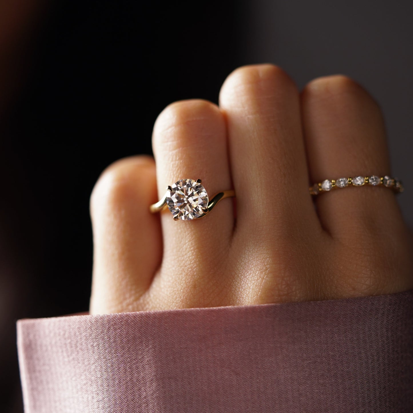 Round Cut Solitaire Lab-Grown Diamond Engagement Ring