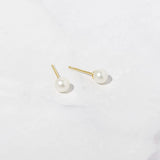 June-Pearl Birthstone Stud Earrings