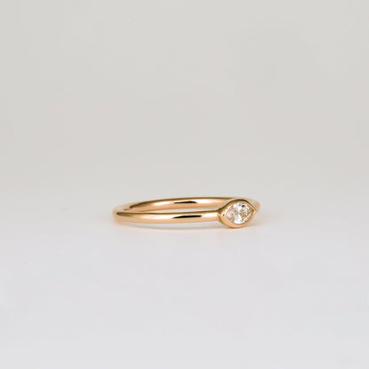 0.8 CT Marquise Cut Lab-Grown Diamond Bezel Engagement Ring