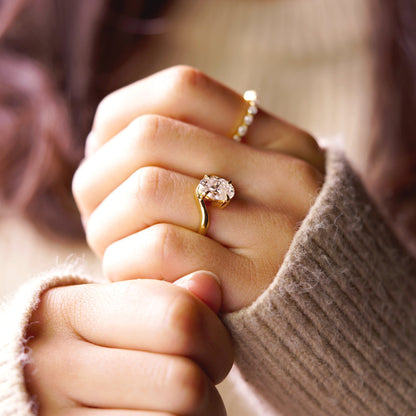 Oval Cut Swirl Lab-Grown Diamond Engagement Ring