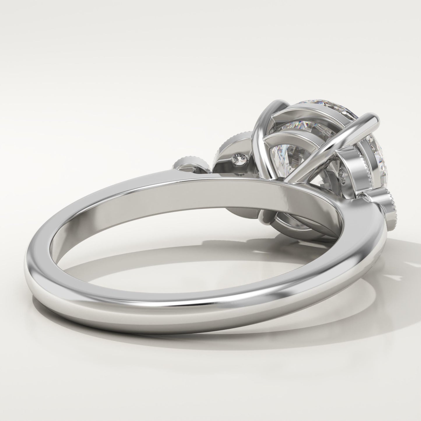 Round Cut Vintage Art Deco Lab-Grown Diamond Engagement Ring