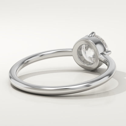 Round Cut Solitaire Lab-Grown Diamond Engagement Ring