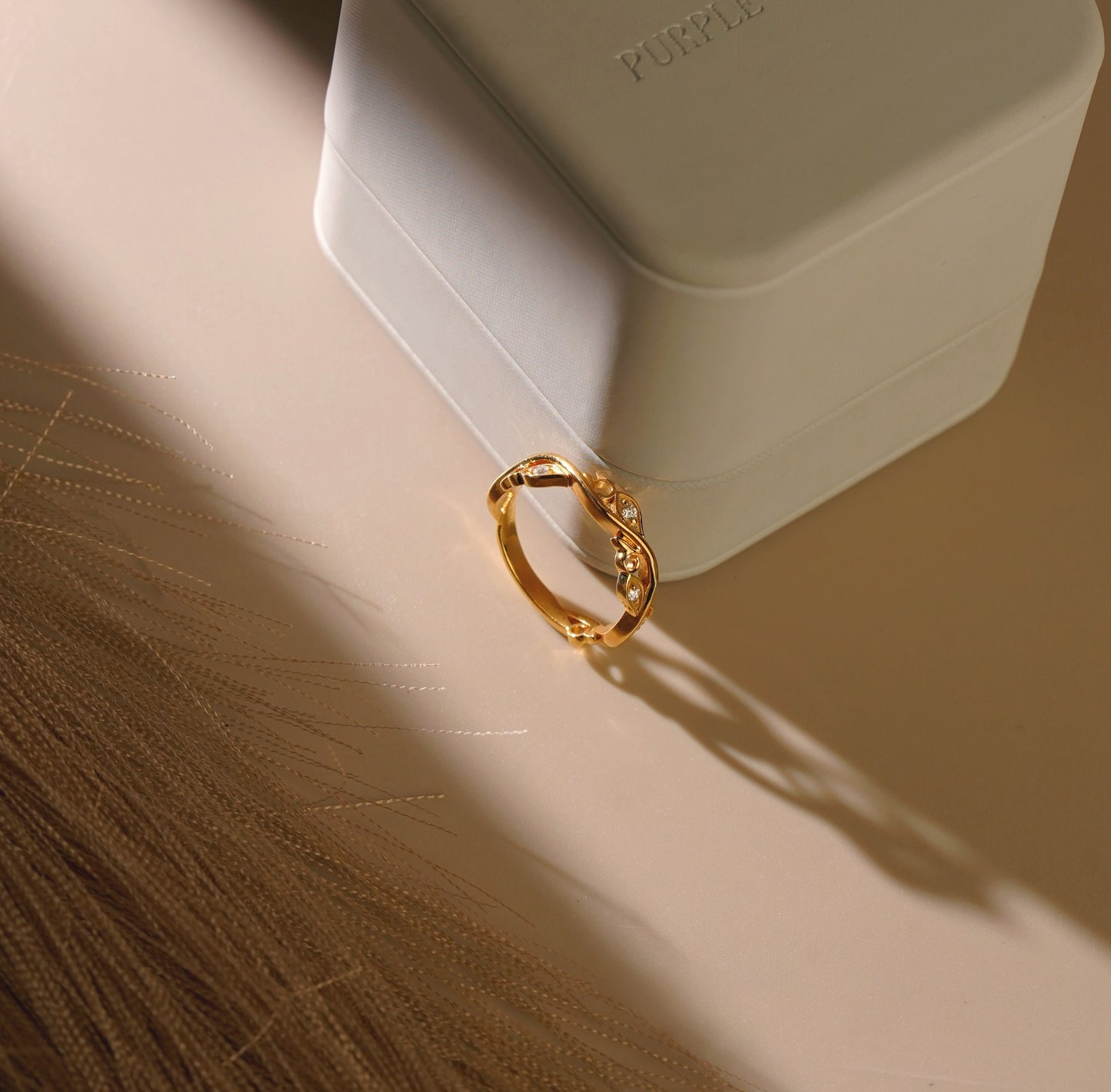 0.11 TCW Round Lab-Grown Diamond Twig Wedding Band