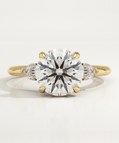 2 CT Round Cut Three Stone Moissanite Engagement Ring