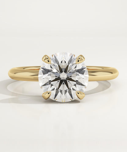 2 CT Round Cut Solitaire Moissanite Engagement Ring