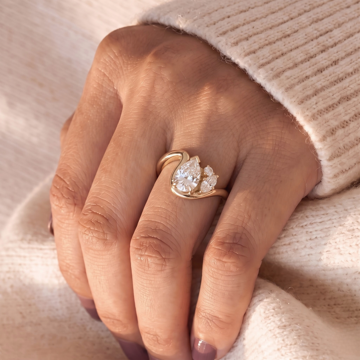 2 CT Pear Cut Curved Lab-Grown Diamond Engagement Ring