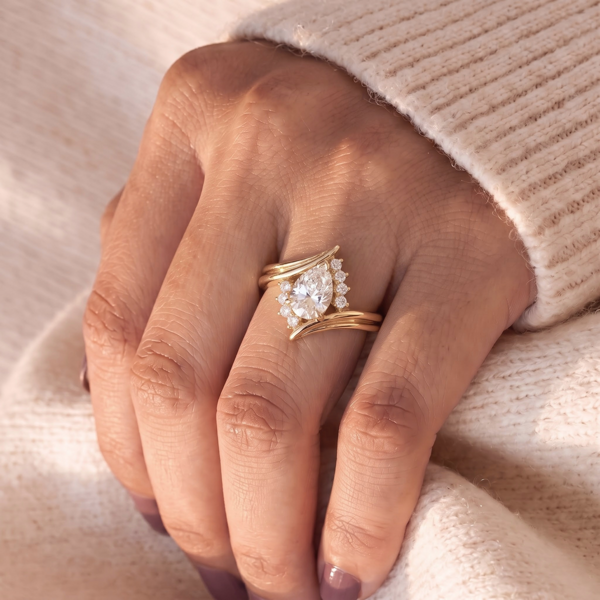 2 CT Pear Cut Curved Lab-Grown Diamond Engagement Ring