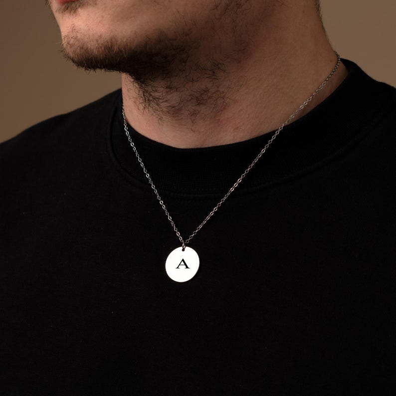 Engravable Round Pendant Necklace
