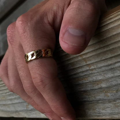 Linked Wedding Band