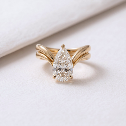 2.5 CT Pear Cut Solitaire Lab-Grown Diamond Bridal Set