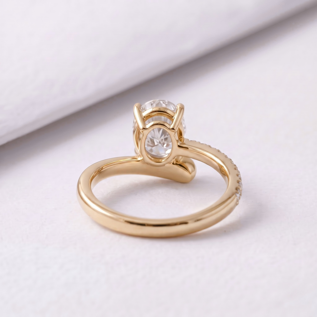 2 CT Pear Cut Curved Lab-Grown Diamond Engagement Ring