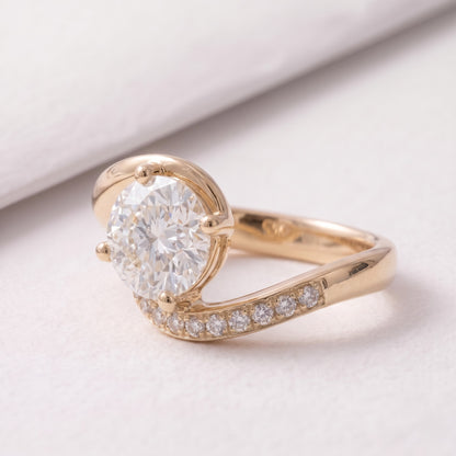 2.5 CT East West Oval Cut Solitaire Lab-Grown Diamond Engagement Ring