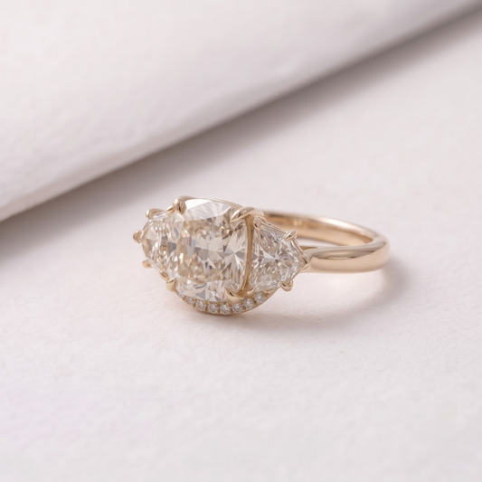 2 CT Pear Cut Curved Lab-Grown Diamond Engagement Ring