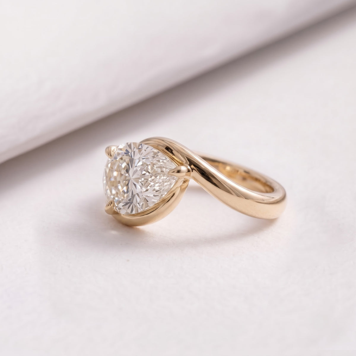 2.5 CT East West Oval Cut Solitaire Lab-Grown Diamond Engagement Ring
