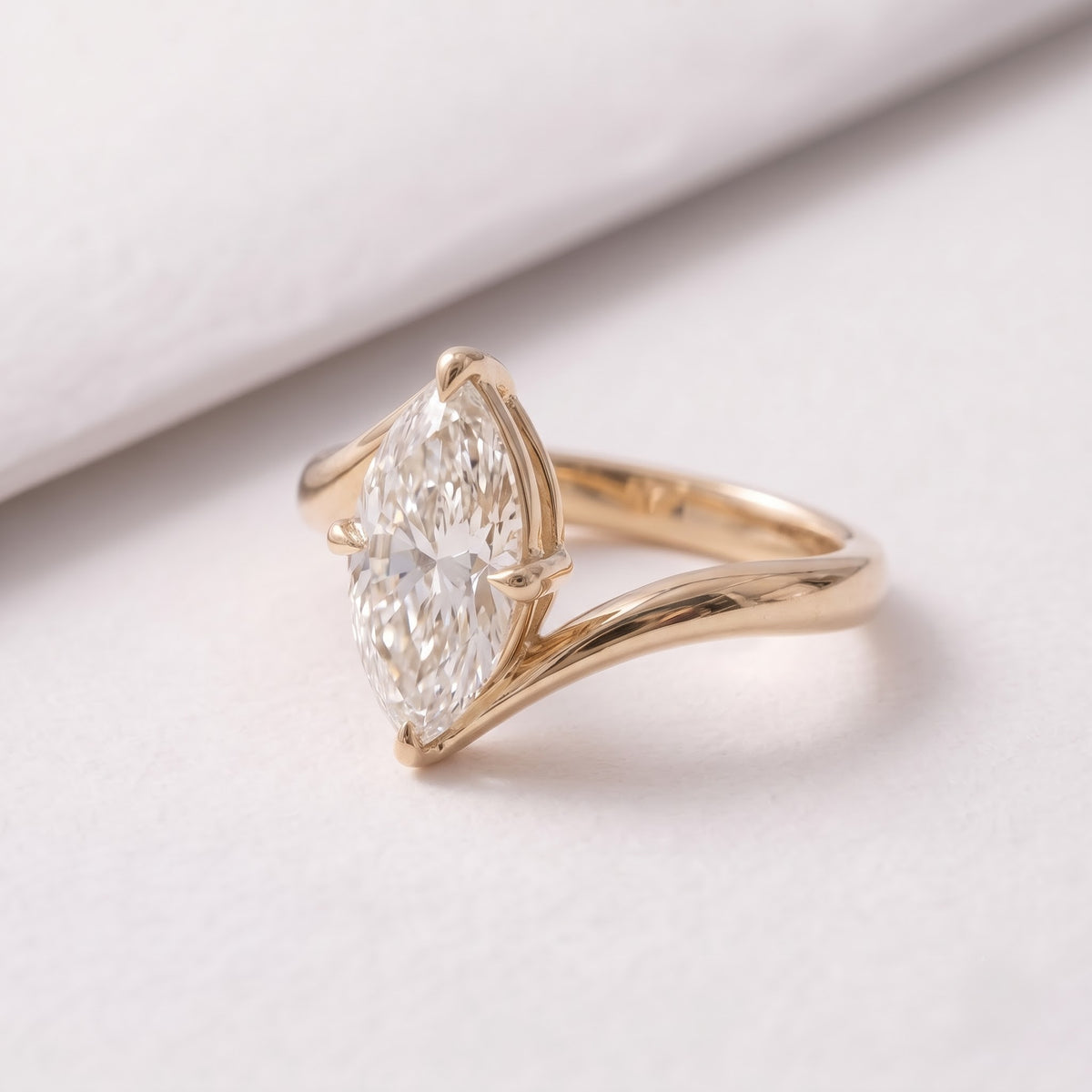 2 CT Marquise Cut Solitaire Lab-Grown Diamond Engagement Ring
